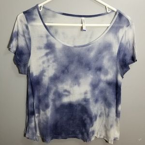 Tresics Tops - "Cloudy" crop top Tresics Tops - "Cloudy" crop top